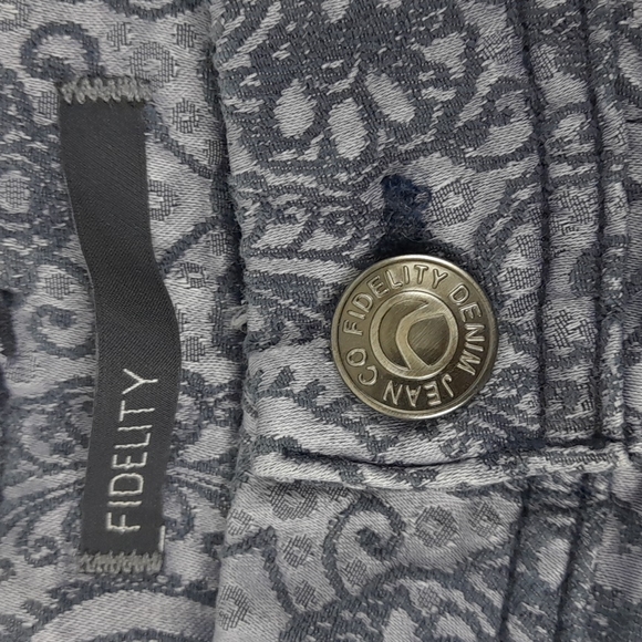 Fidelity Embroidered Pants Size 25 Purple #35 - Picture 3 of 9